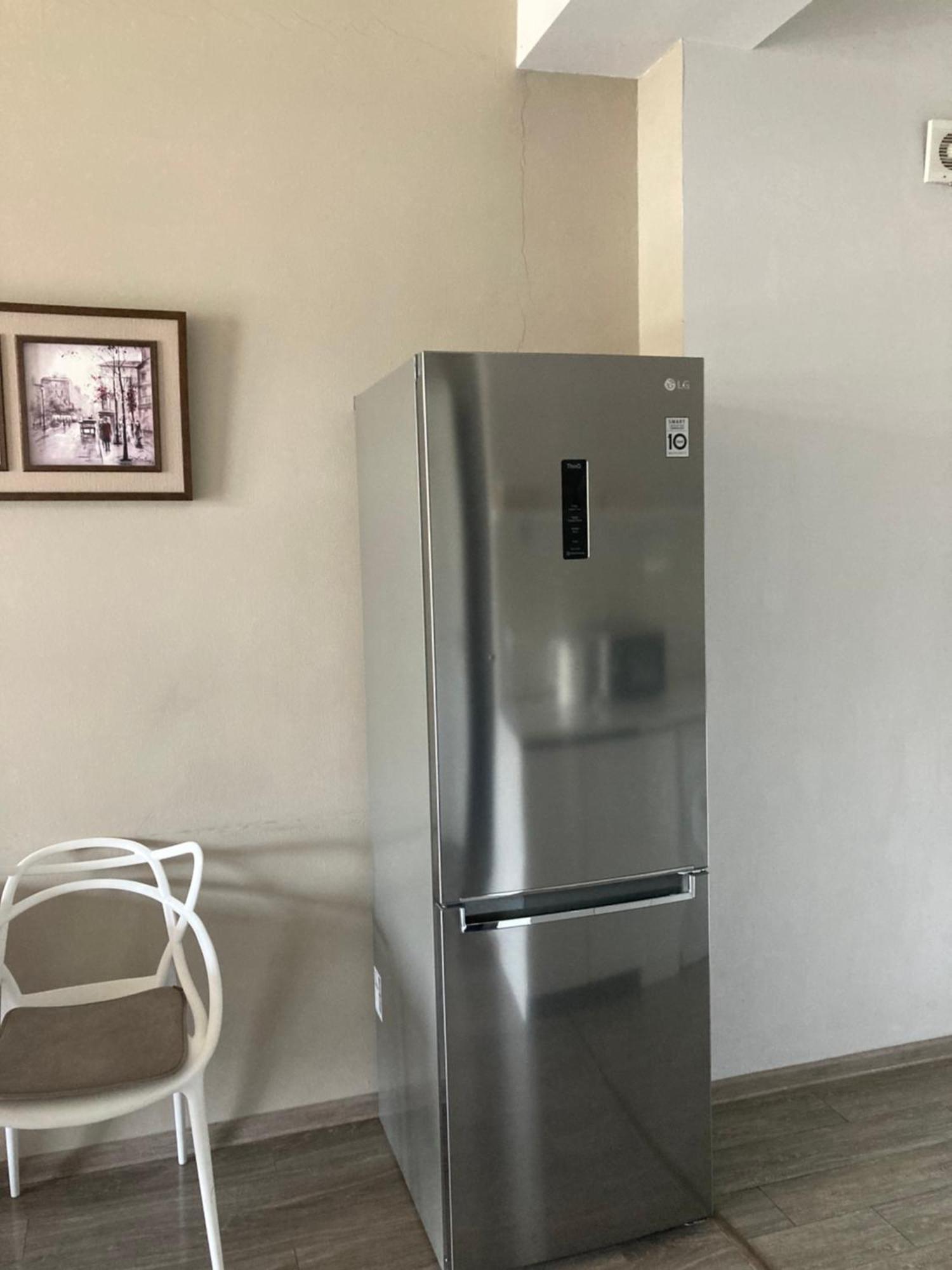 Sunny Apartment Ortachala Tbilisi Exterior photo