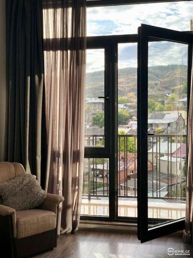 Sunny Apartment Ortachala Tbilisi Exterior photo